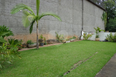 Sobrado à venda com 4 quartos, sendo 2 suítes, em Jardim São Bento, São Paulo, SP