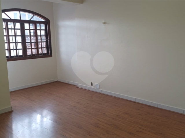 Sobrado à venda com 1 quarto, sendo 3 suítes,  em Vila Maria, São Paulo, SP
