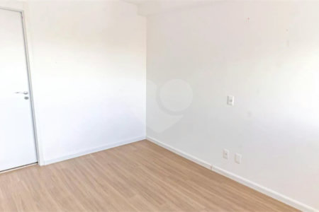 Apartamento à venda com 3 suítes em Brás, São Paulo, SP