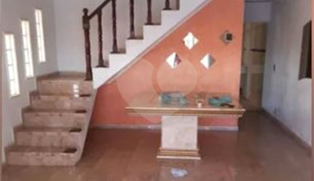 Sobrado à venda com 3 quartos, sendo 1 suíte,  em Jaraguá, São Paulo, SP