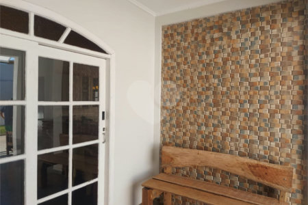 Sobrado à venda ou para alugar com 4 suítes em Balneário Arpoador, Peruíbe, SP
