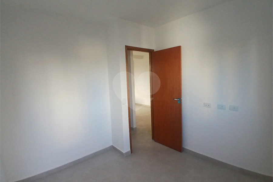 Casa à venda com 2 quartos no condomínio Sintra, São Paulo - SP