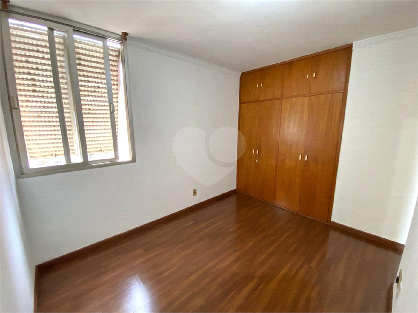 Apartamento à venda com 2 quartos, sendo 1 suíte, no Centro, Ribeirão Preto, SP