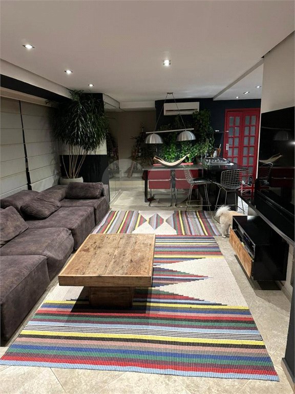 Cobertura à venda com 3 quartos, sendo 1 suíte,  em Vila Andrade, São Paulo, SP