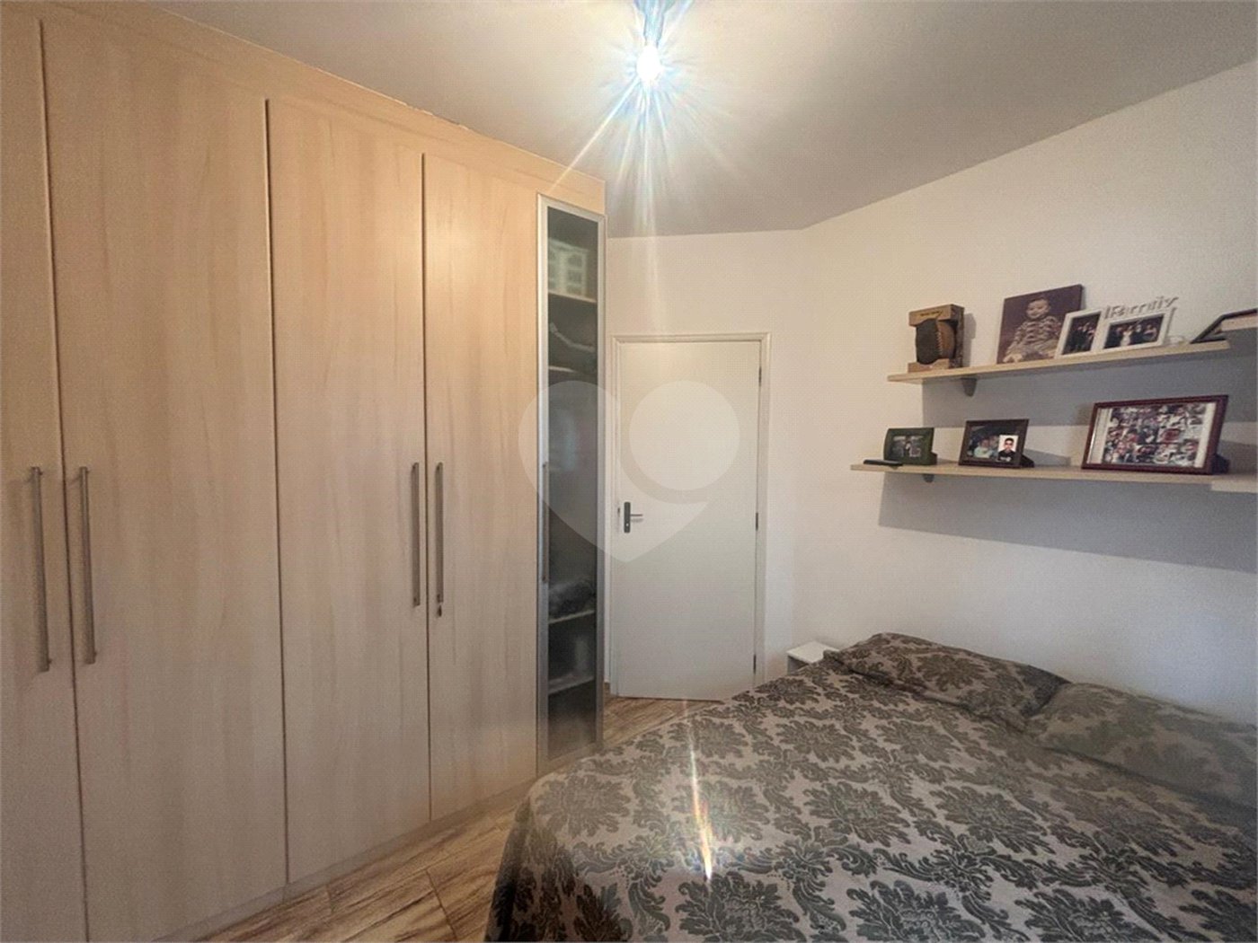 Casa à venda com 3 quartos, sendo 1 suíte, no condomínio Ibiti do Paço, Sorocaba - SP
