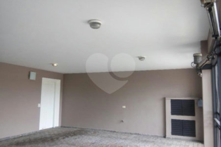 Casa à venda com 4 quartos, sendo 3 suítes, em Jardim Leonor, São Paulo, SP