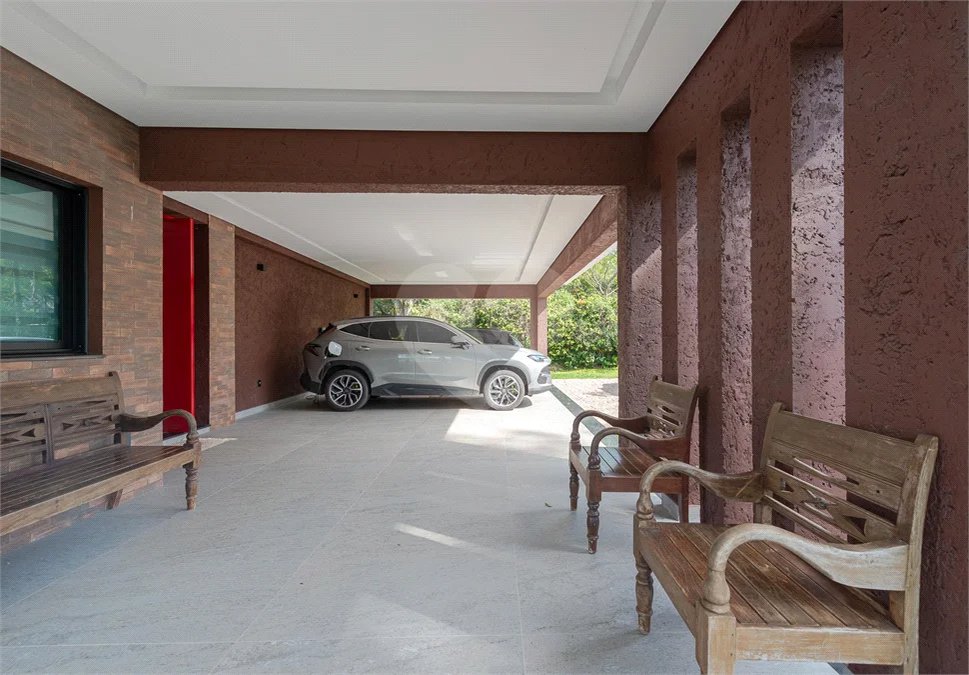 Casa à venda com 4 suítes no condomínio Vale da Santa Fé, Vinhedo - SP