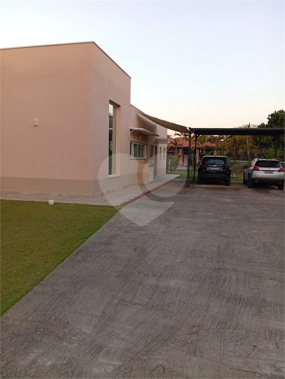 Casa à venda com 3 suítes no condomínio Haras Paineiras, Salto - SP