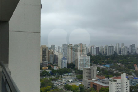 Apartamento à venda com 2 quartos em Santo Amaro, São Paulo, SP