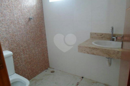 Sobrado à venda com 3 quartos, sendo 1 suíte, em Vila Medeiros, São Paulo, SP