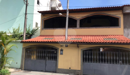 Casa à venda com 3 quartos, sendo 1 suíte,  em Campo Grande, Rio de Janeiro, RJ