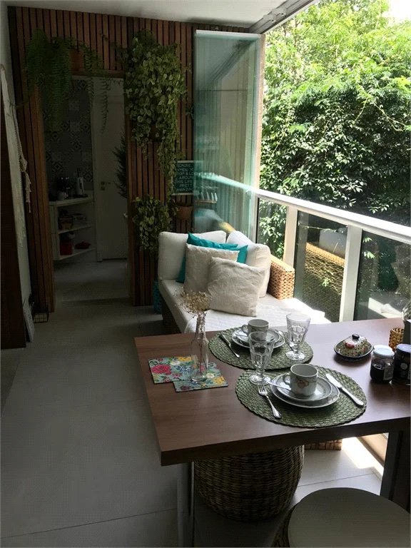 Apartamento à venda com 3 quartos, sendo 1 suíte, em Lar São Paulo, São Paulo, SP