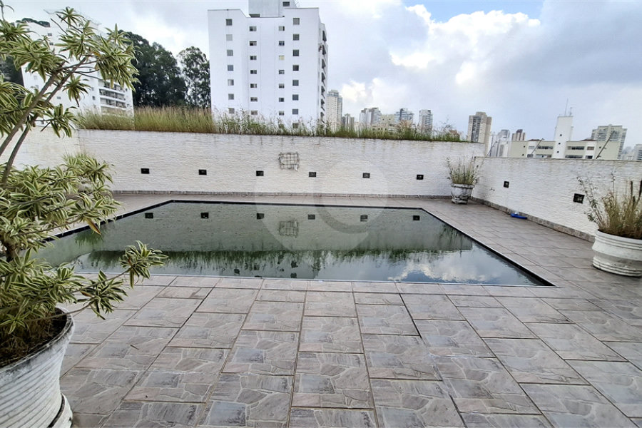 Casa à venda com 4 suítes em Santana, São Paulo, SP