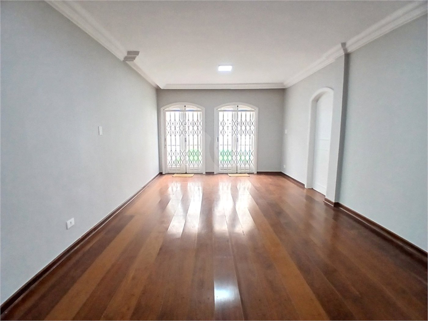 Sobrado à venda ou para alugar com 4 suítes em Tucuruvi, São Paulo, SP