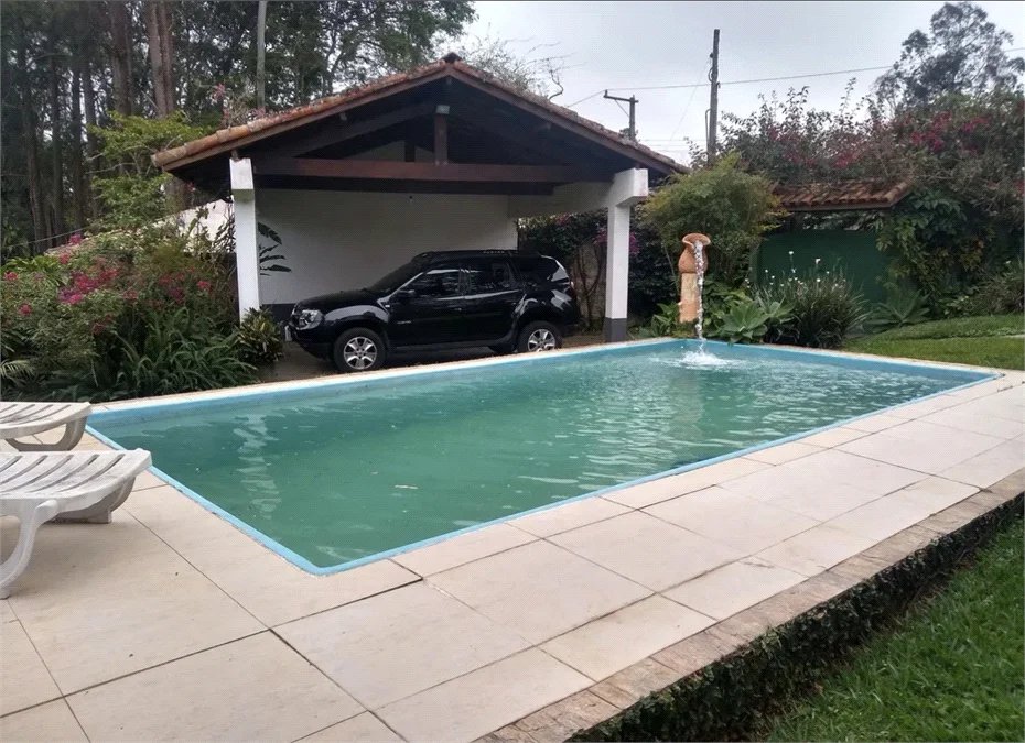 Terreno à venda com 6 quartos no condomínio Quinta dos Lagos, Cotia - SP