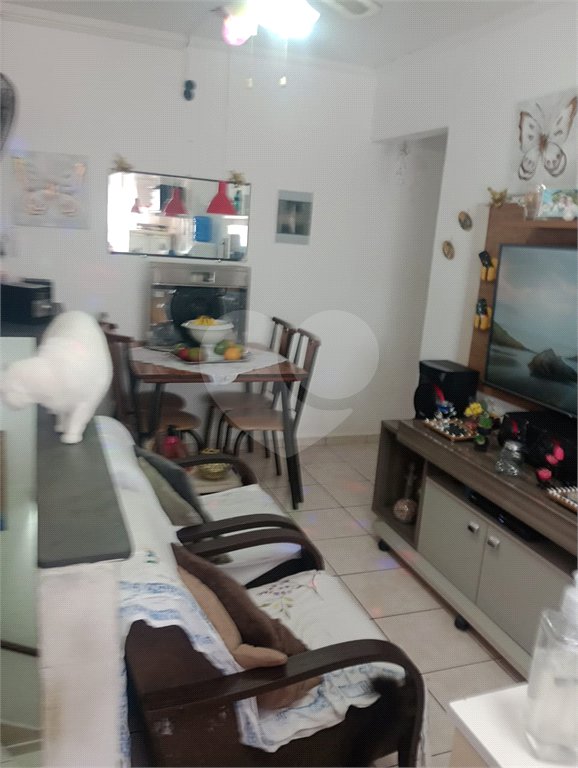 Casa à venda com 3 quartos, sendo 1 suíte,  no Centro, Mogi das Cruzes, SP