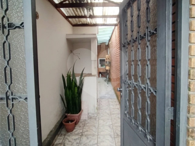 Casa à venda com 3 quartos, sendo 1 suíte,  em Horto Florestal, São Paulo, SP