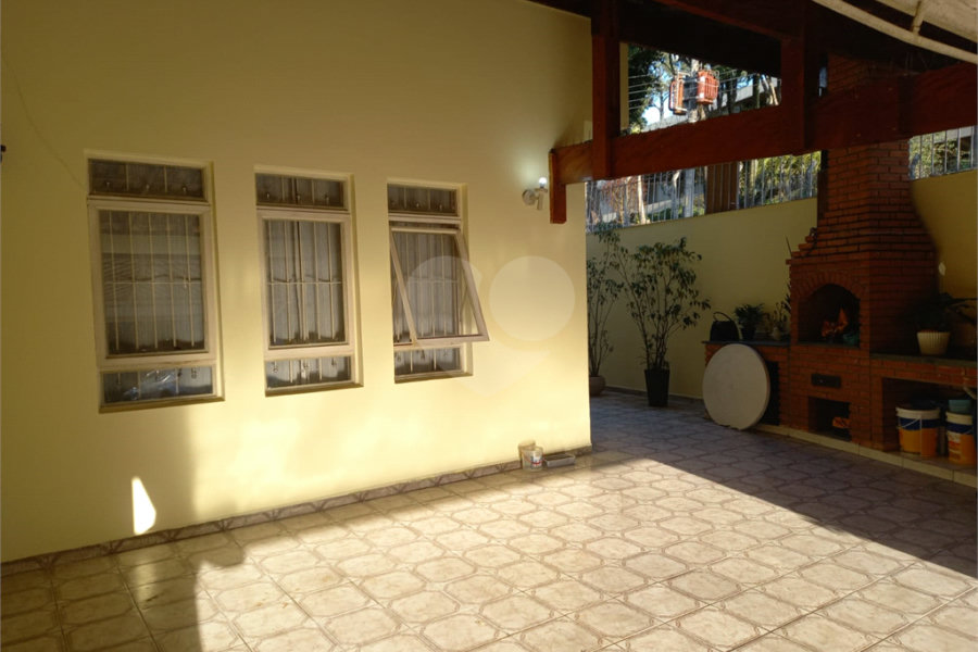 Sobrado à venda com 3 quartos, sendo 1 suíte,  em Tremembé, São Paulo, SP