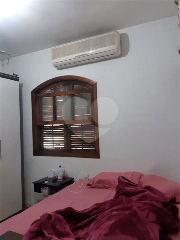 Sobrado à venda com 3 quartos, sendo 1 suíte, em Jardim Cachoeira, São Paulo, SP