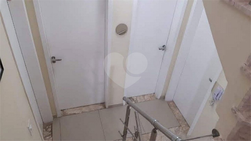 Casa à venda com 3 quartos, sendo 1 suíte, no condomínio Algarve Residencial, São Paulo - SP