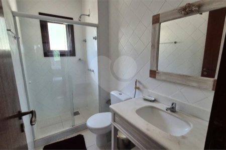 Casa à venda com 5 quartos, sendo 4 suítes,  em Geribá, Armação dos Búzios, RJ