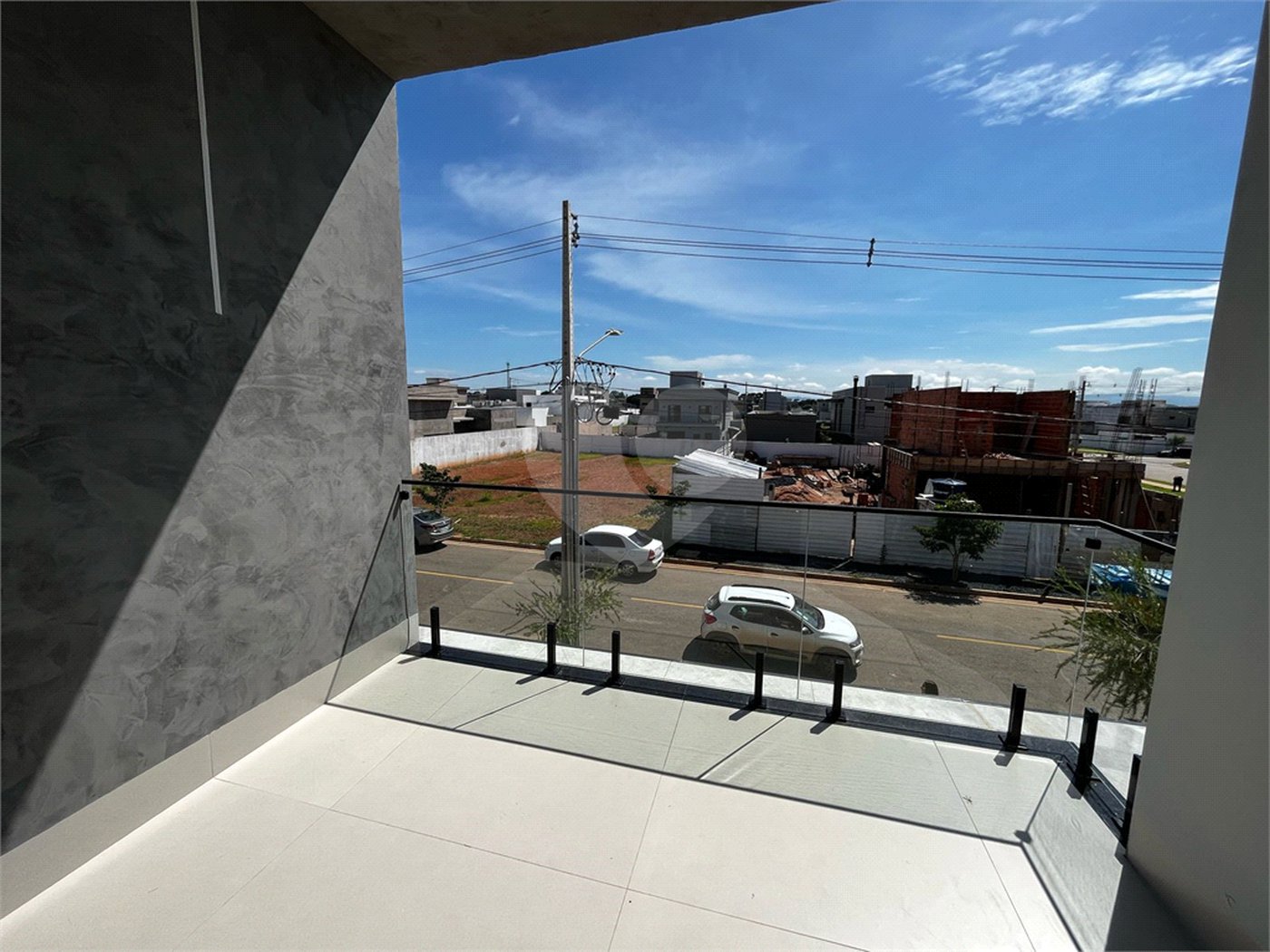 Casa à venda com 4 suítes no condomínio Florais do Parque, Cuiabá - MT