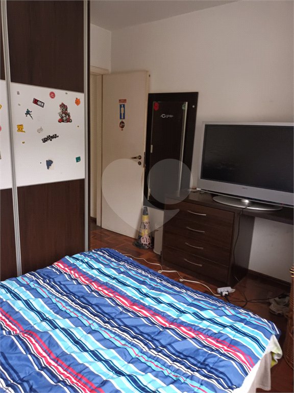 Casa à venda com 3 quartos, sendo 1 suíte, em Parque Peruche, São Paulo, SP