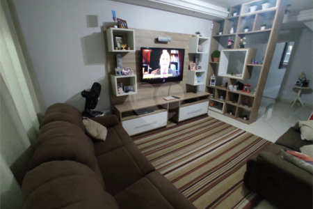 Sobrado à venda com 3 quartos, sendo 1 suíte, em Vila Ema, São Paulo, SP