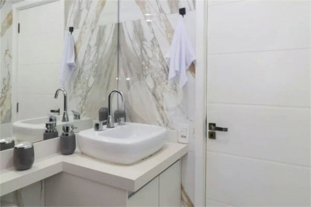 Apartamento à venda ou para alugar com 3 quartos, sendo 1 suíte, em Vila Madalena, São Paulo, SP
