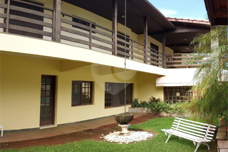 Casa à venda ou para alugar com 5 suítes no condomínio Vilage Zuleika Jabour, Salto - SP