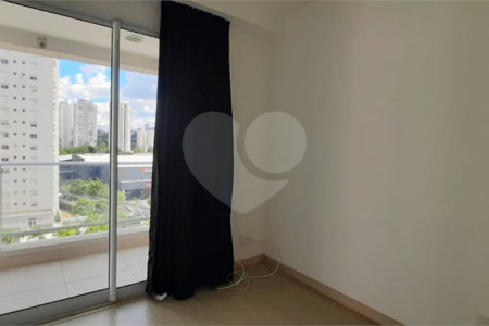 Apartamento à venda com 2 quartos em Vila Anastácio, São Paulo, SP