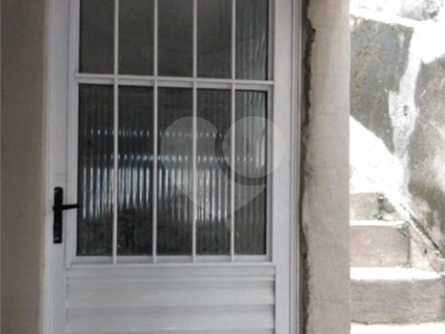 Sobrado à venda com 4 quartos, sendo 2 suítes,  em Tremembé, São Paulo, SP