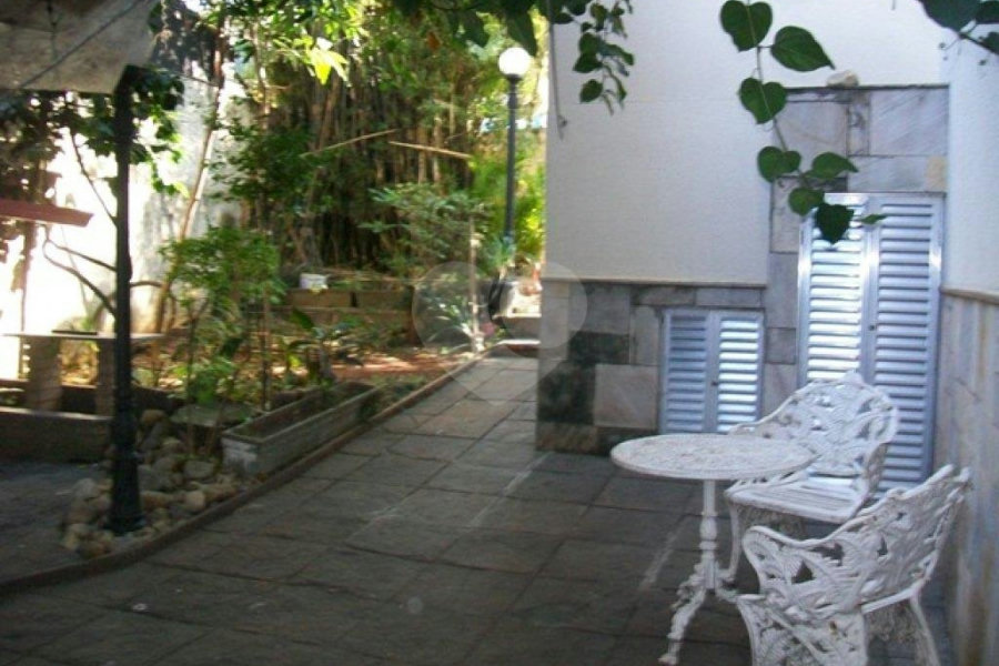 Casa à venda com 3 quartos, sendo 2 suítes, em Santana, São Paulo, SP