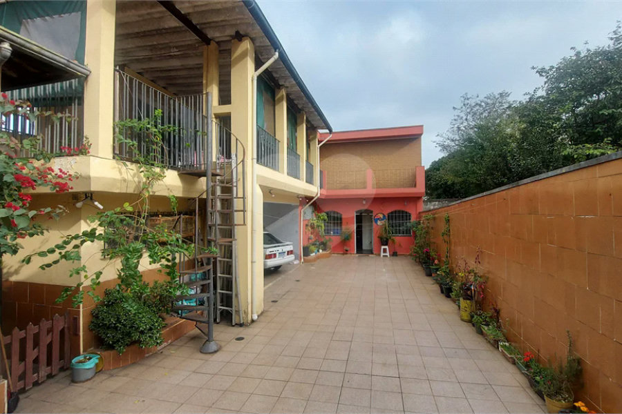 Casa à venda com 5 quartos, sendo 1 suíte, em Jabaquara, São Paulo, SP