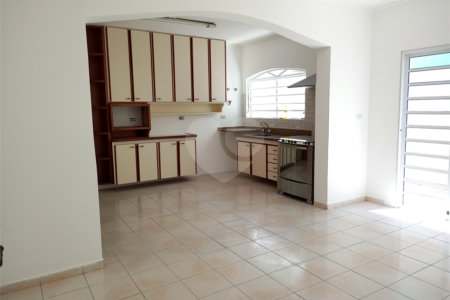 Sobrado à venda com 3 quartos, sendo 2 suítes, em Jardim Franca, São Paulo, SP