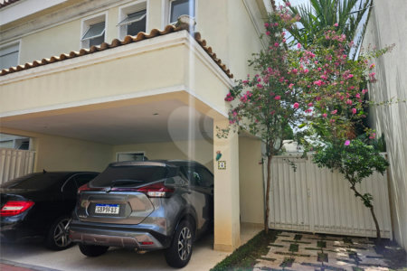 Casa à venda com 4 quartos, sendo 2 suítes,  no condomínio Villa Luxis, São Paulo - SP