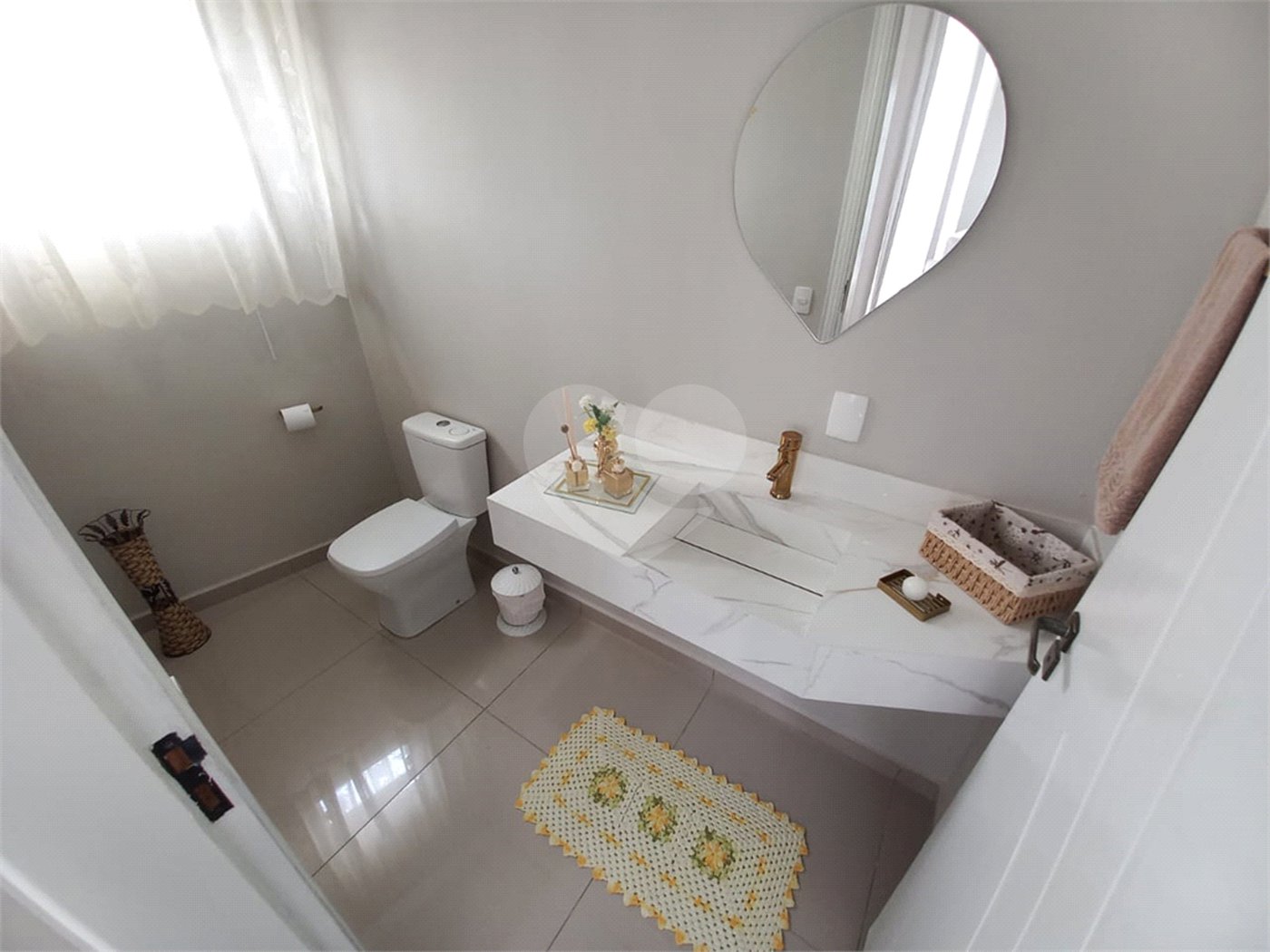 Casa à venda com 3 quartos, sendo 1 suíte,  no condomínio Villagio Milano, Sorocaba - SP