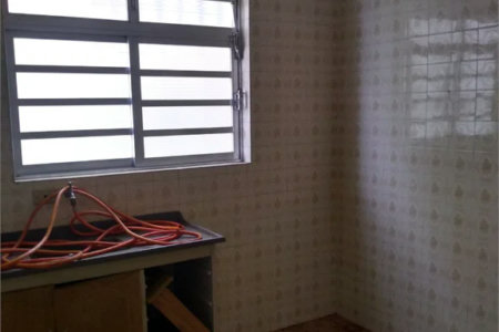 Casa à venda com 5 quartos, sendo 1 suíte, em Vila Fazzeoni, São Paulo, SP