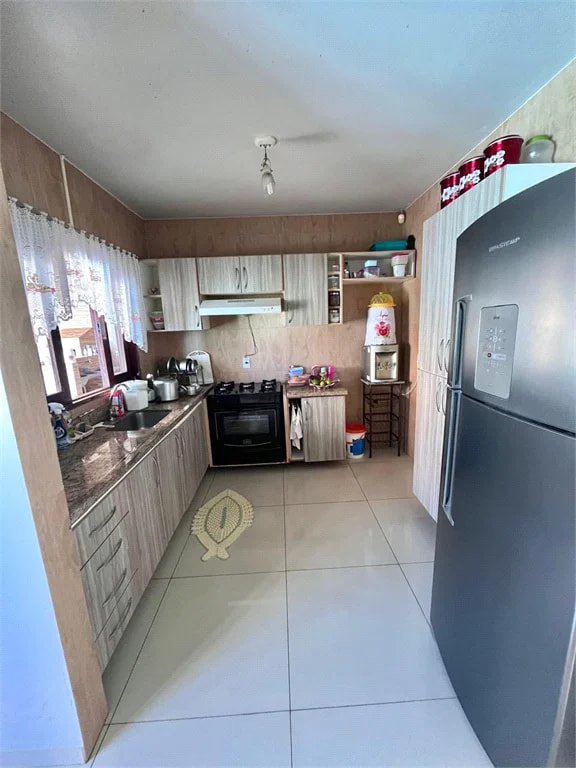 Casa à venda com 6 quartos, sendo 1 suíte,  no Centro, Balsas, MA