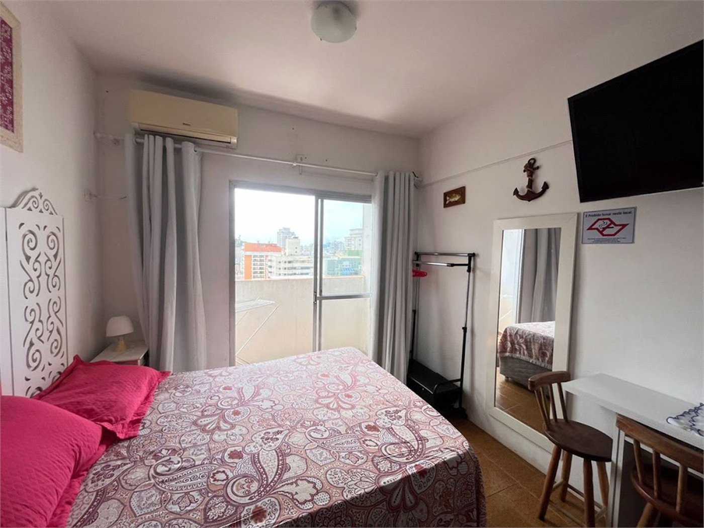 Apartamento com 1 dormitório à venda, 68 m² por R$ 280.000,00 - Pitangueiras - Guarujá/SP