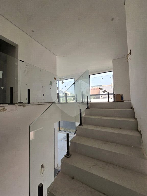 Casa à venda com 4 quartos, sendo 3 suítes, no condomínio Alphaville Nova Esplanada 4, Votorantim - SP