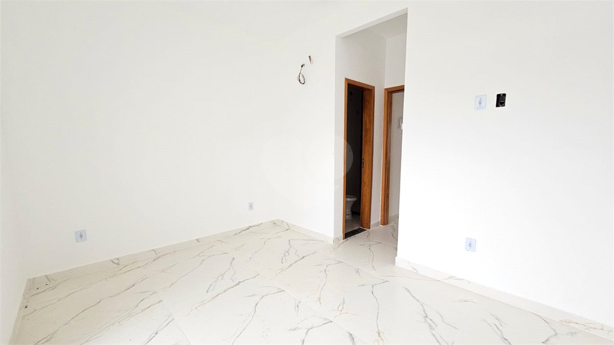 Casa à venda com 2 suítes no condomínio Loteamento Monte Libano, Rio de Janeiro - RJ