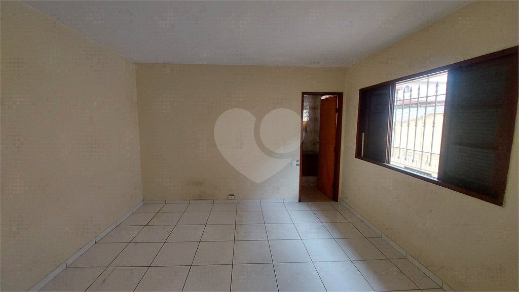 Sobrado à venda com 4 quartos, sendo 1 suíte,  em Vila Guarani (z Sul), São Paulo, SP