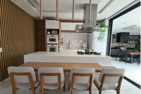 Casa em condomínio à venda com 3 suítes em Iporanga, Sorocaba, SP