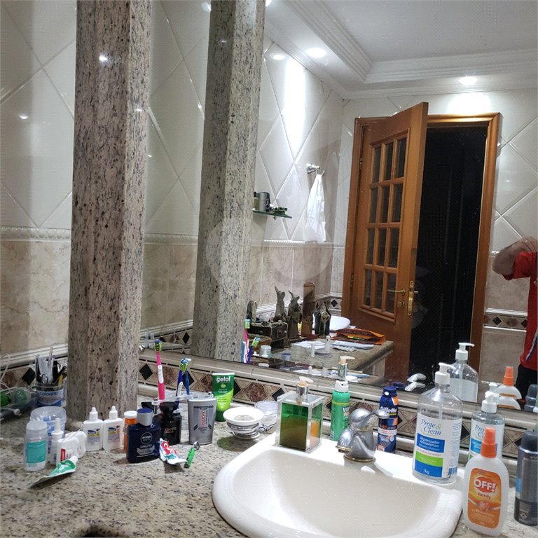 Sobrado à venda com 9 quartos, sendo 4 suítes,  em Vila Maria Alta, São Paulo, SP
