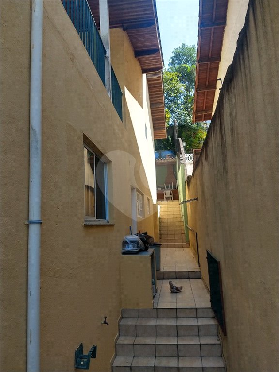 Sobrado à venda com 4 quartos, sendo 1 suíte, em Parque dos Príncipes, São Paulo, SP
