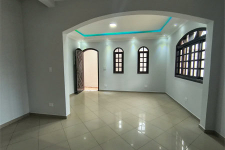Sobrado à venda com 3 quartos, sendo 1 suíte, em Jardim D'abril, Osasco, SP