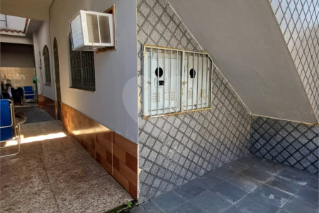Casa à venda com 4 quartos em Cosmos, Rio de Janeiro, RJ