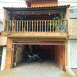 Sobrado à venda com 4 quartos, sendo 1 suíte, em Santo Antônio, Osasco, SP