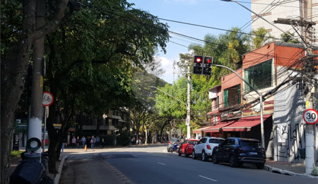 Sobrado à venda com 1 quarto em Granja Julieta, São Paulo, SP